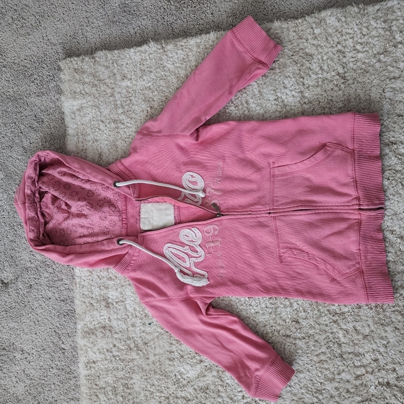 Sweaters - Picture 4 of 8